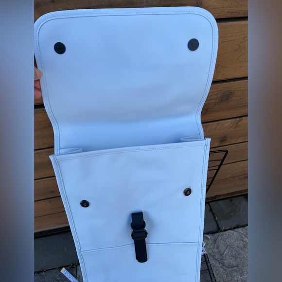 NWT Rains water proof backpack sky blue color - Picture 4 of 9